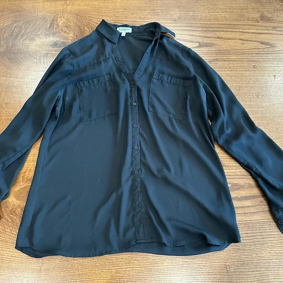 Express Portofino Black Button-Up Blouse - Picture 2 of 6